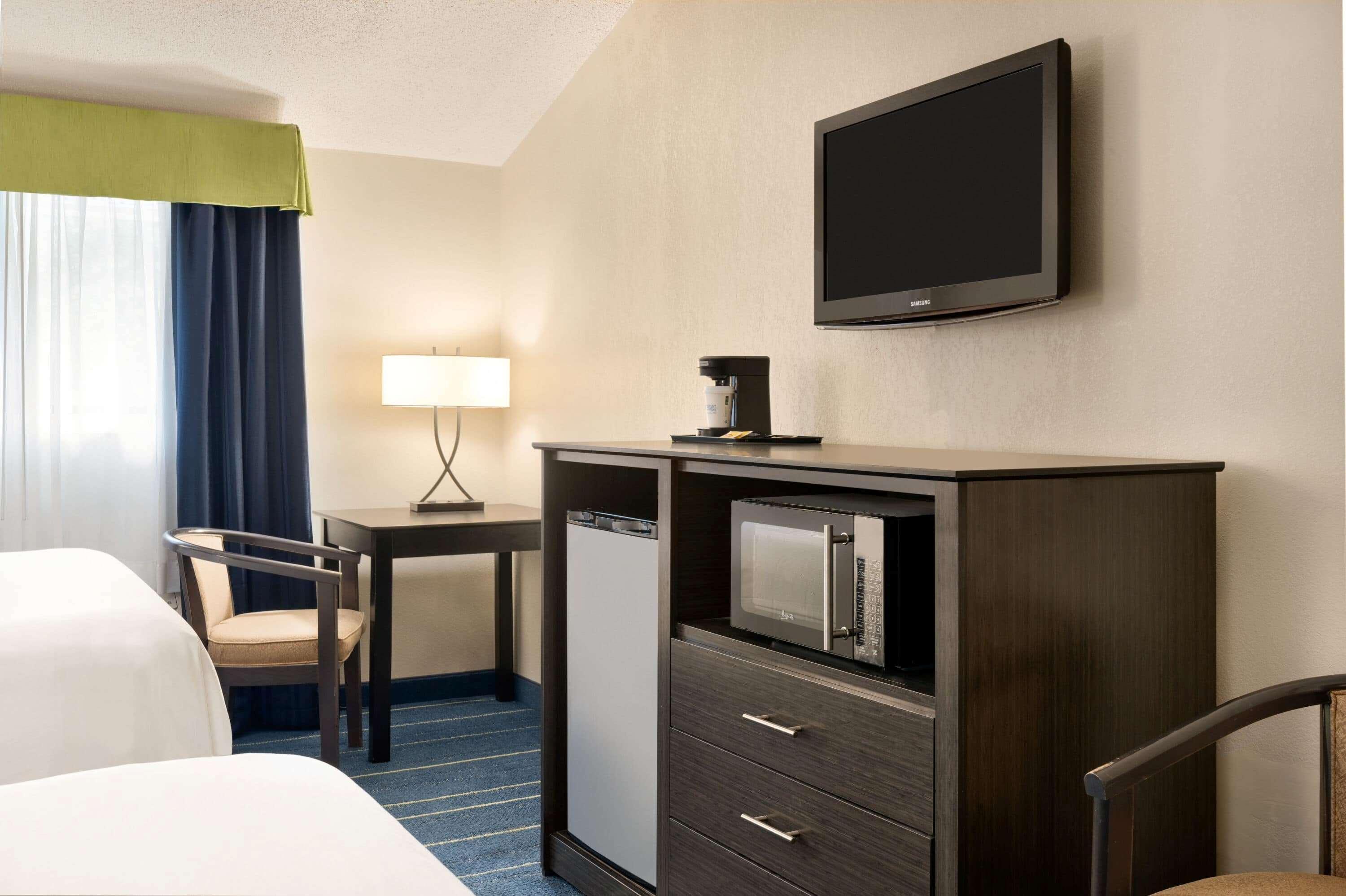 Days Inn By Wyndham Tamworth Exteriör bild