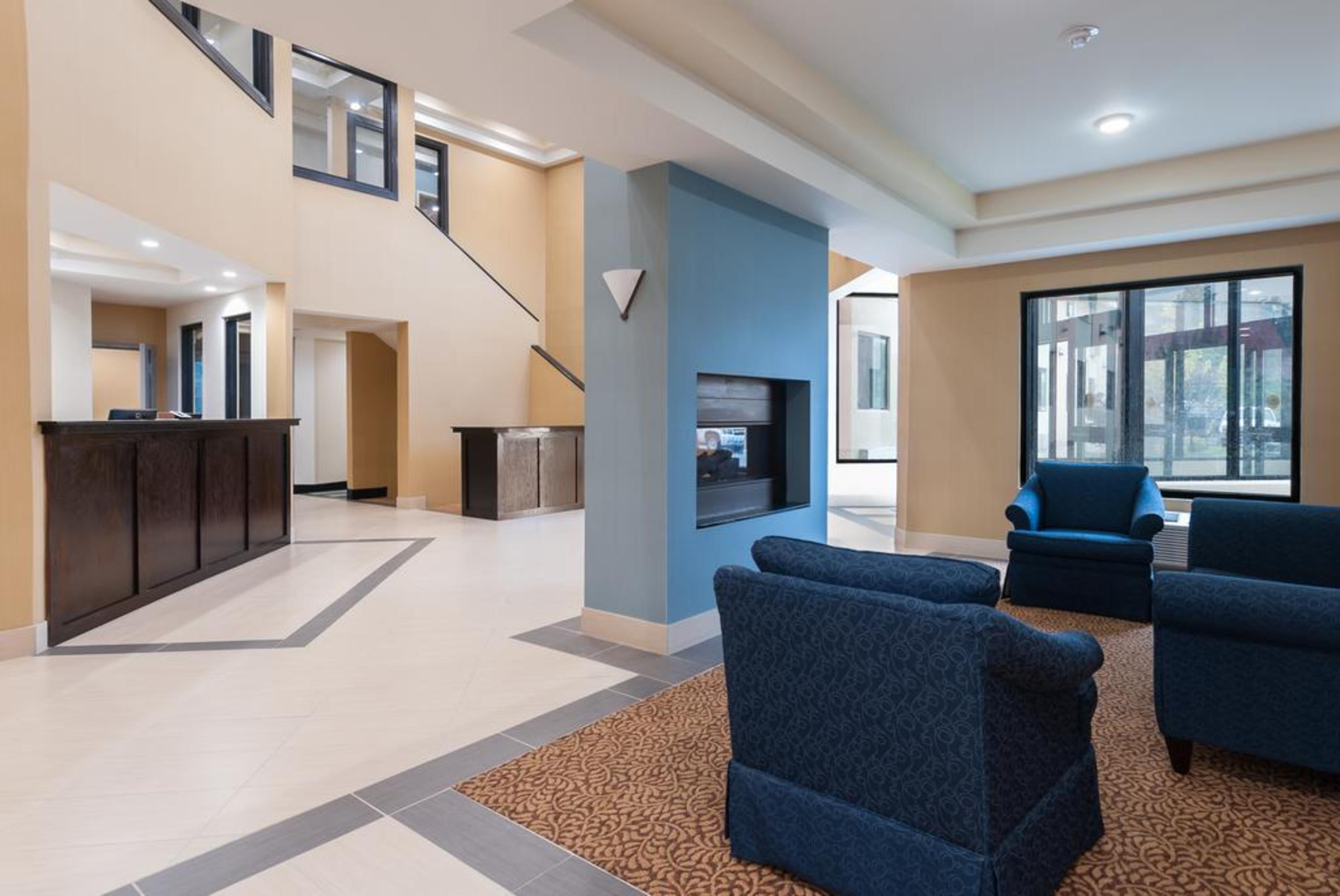 Days Inn By Wyndham Tamworth Exteriör bild